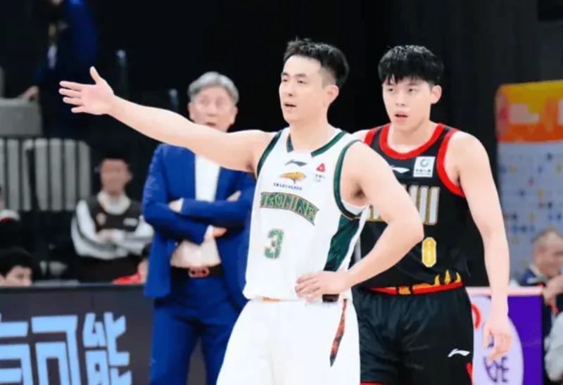 免费足球直播-辽宁96-88战胜深圳 球员评价：3人优秀，4人及格，4人低迷